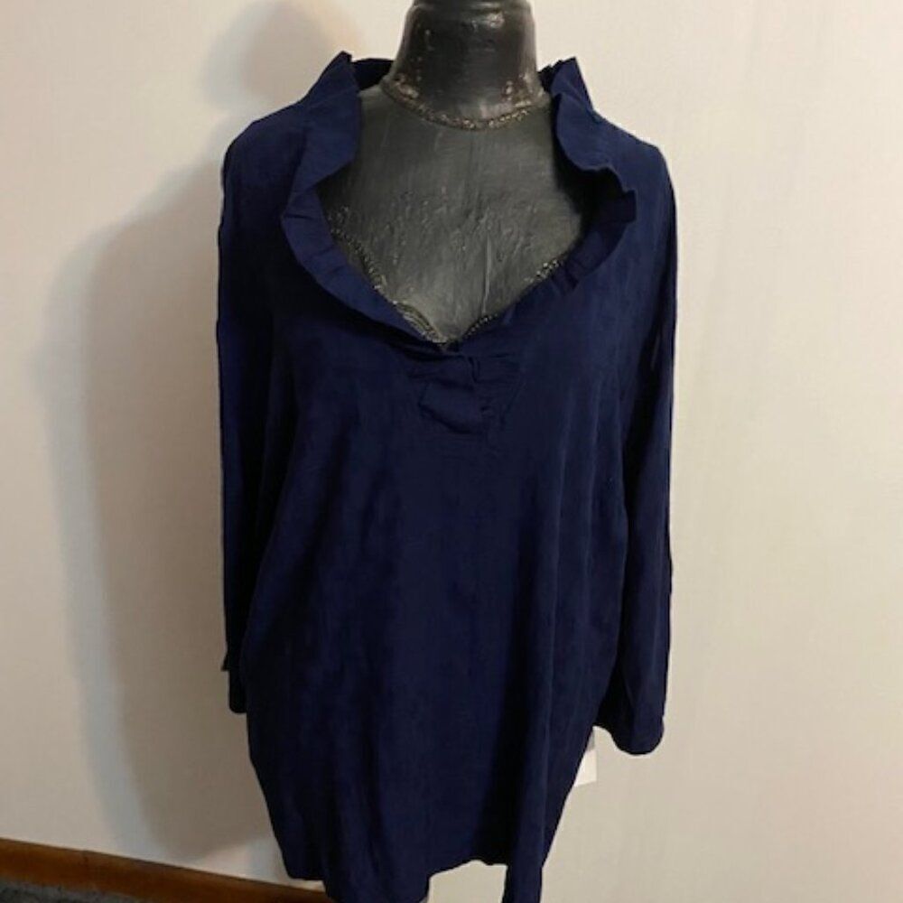 Crown & Ivy Navy Blue V-neck Ruffle neckline 3/4 sleeves tunic, size 4X